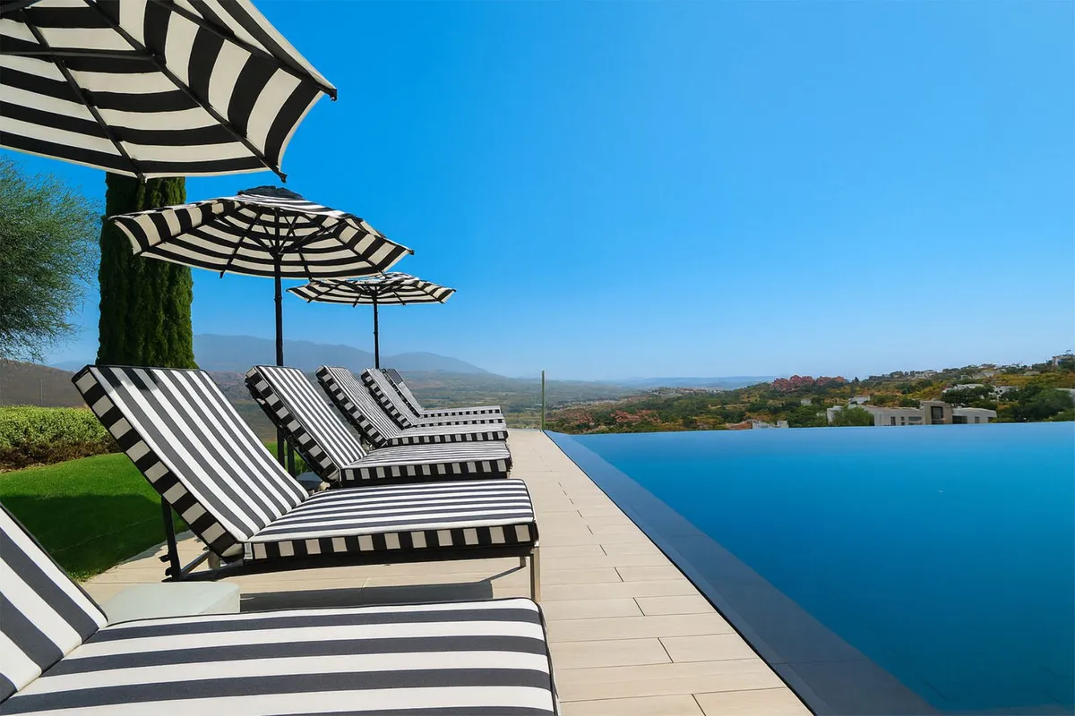 e8c52b31-4a94-4b78-b4a2-9ca0fb852434