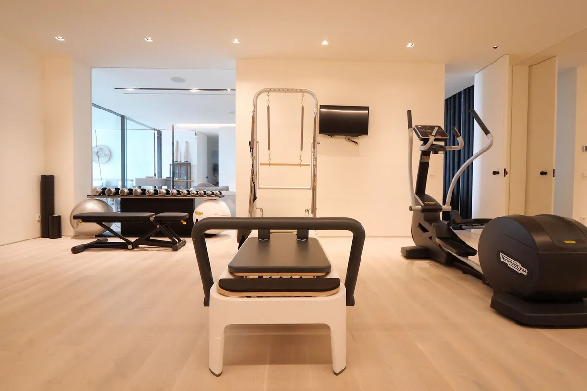 eb9000ff-e2c8-42f0-9c5d-0a34a80b6a5c