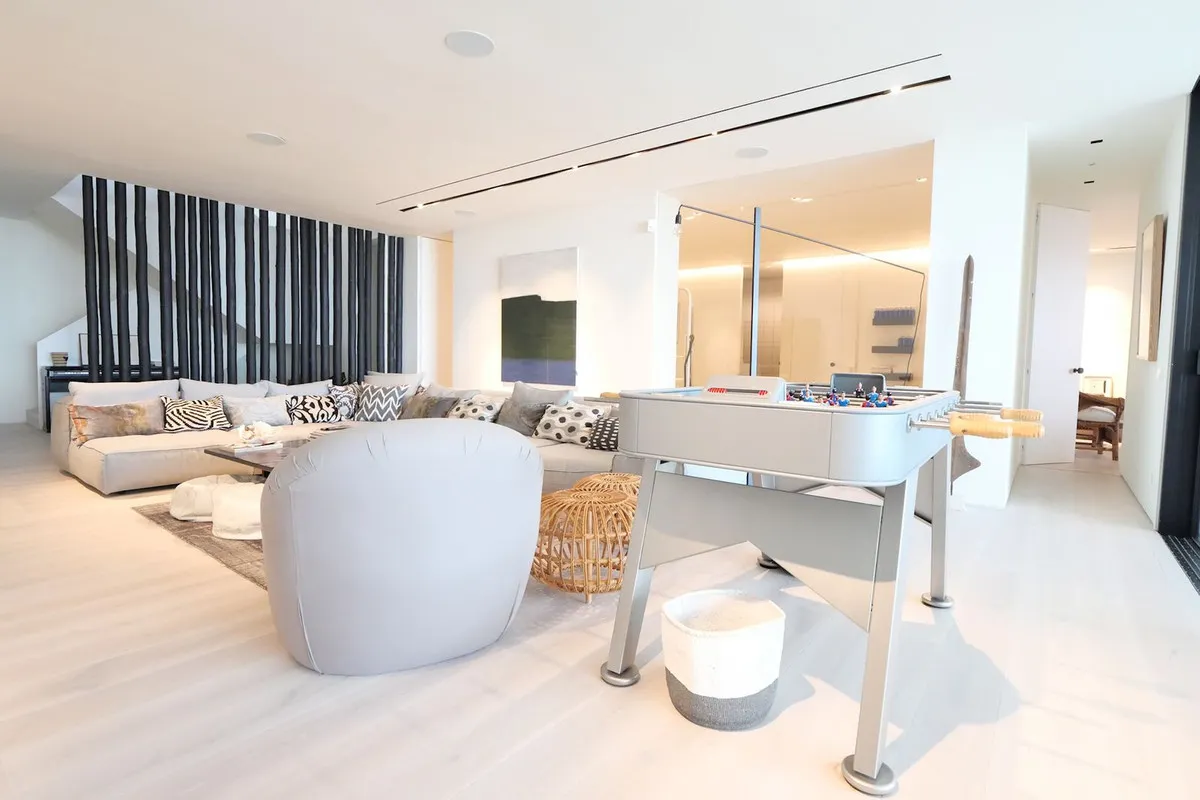 ef53c0c9-79bf-4547-9193-9e0a48bb1478