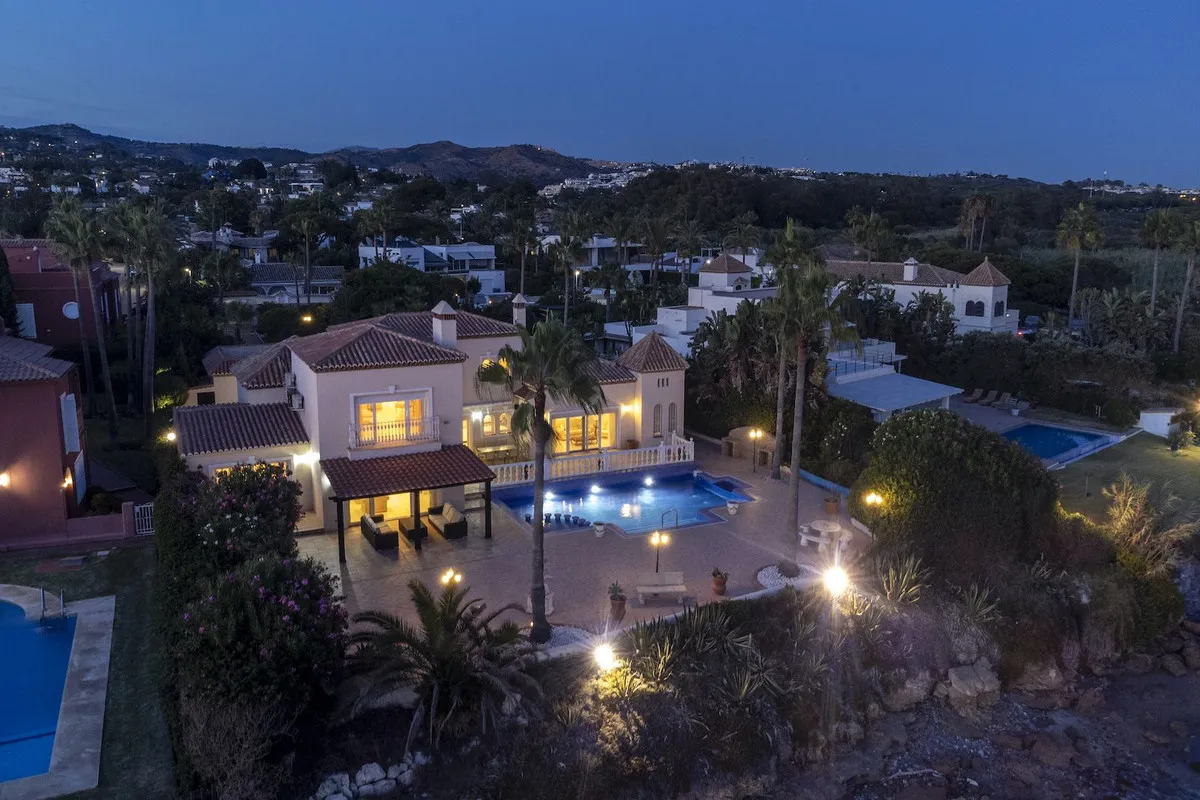 b0794e4b-e271-4a38-8762-d2e5e75a1f66