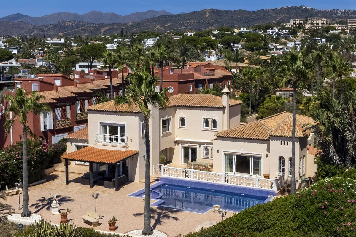 b9411d0b-44ec-4474-9433-d824290cd5b9