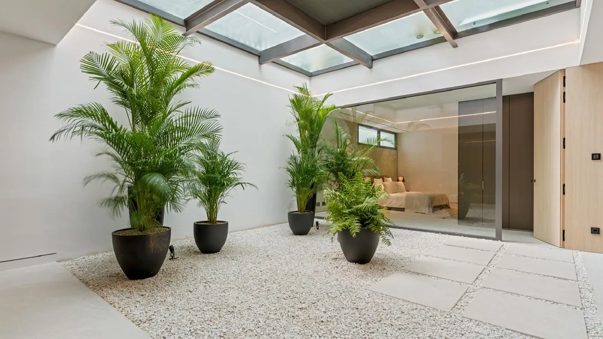 10c1a2a6-066a-40e6-8028-3cdba91108d1