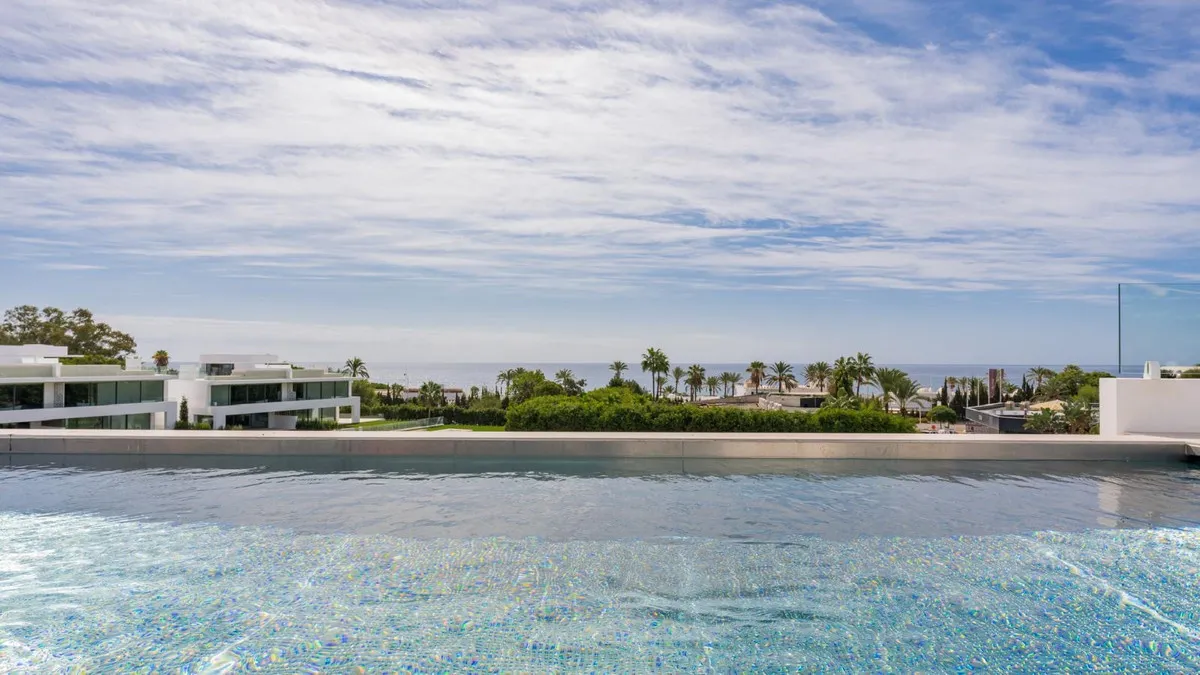 1b2ecb72-2a68-474d-a7dc-3b5b69c29c11