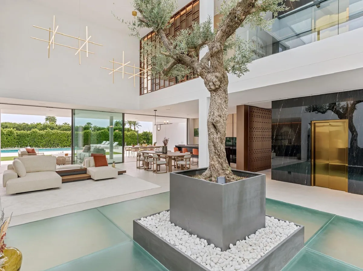 6eb4db6d-8282-4dd0-bc2a-e18d96f4f207