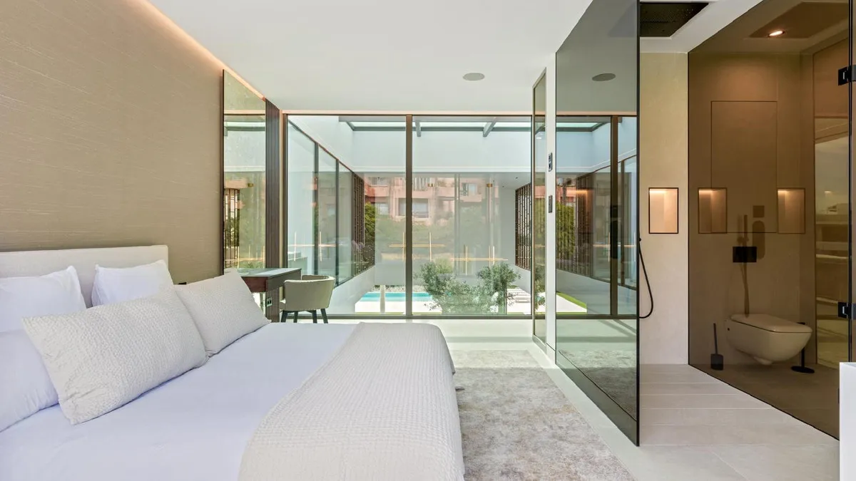 e27e4a95-ccd5-429e-a73d-a8d94fe13dd9