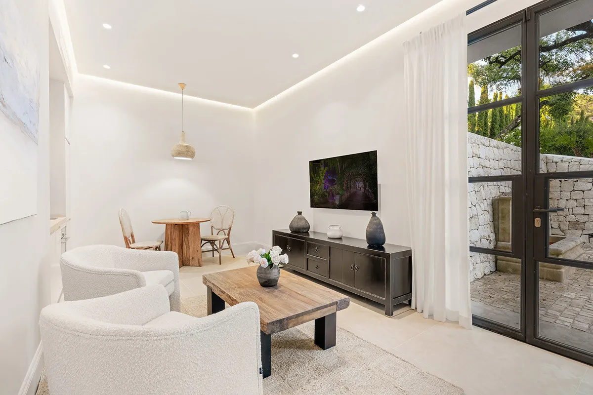 066593c6-6577-45fc-a301-56a8ffcf8a31