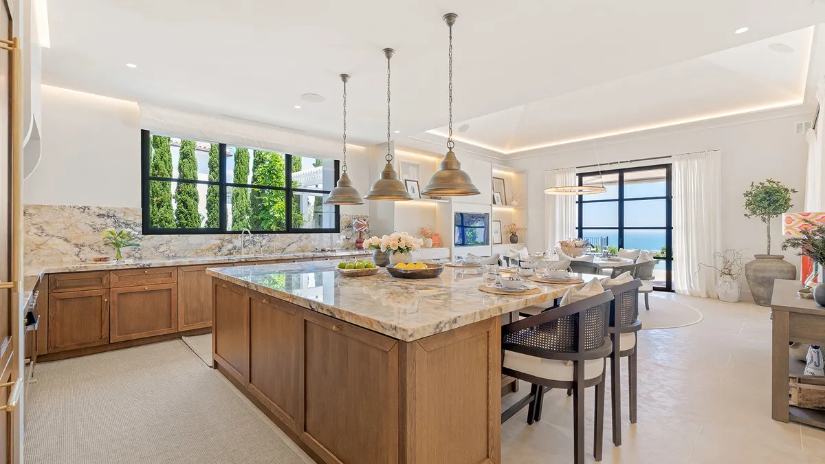 128e405d-ef12-4a6b-8581-45364e4a7e7c