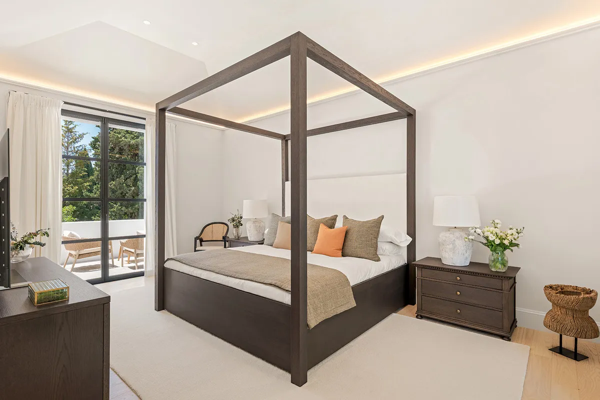 681d5df2-3e28-428f-a19c-762f3f345339