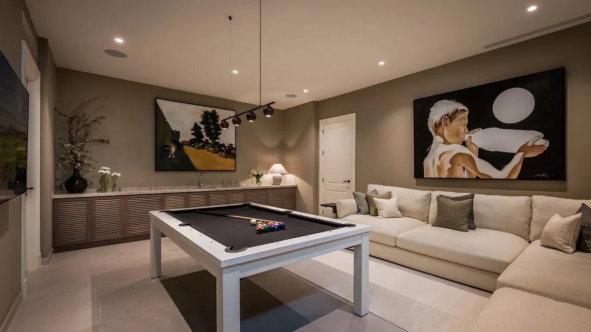 82872e33-cafe-4294-bc53-09f295875d32