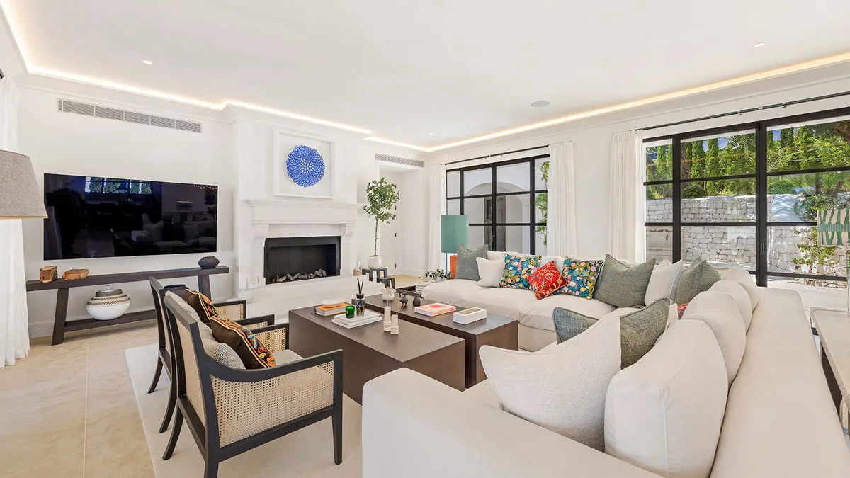 caab6ab7-a3f5-462a-8937-d133e85655ef