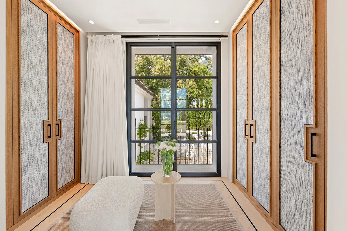 fa402f20-9250-4e42-83fd-95e0ca6c2cbe