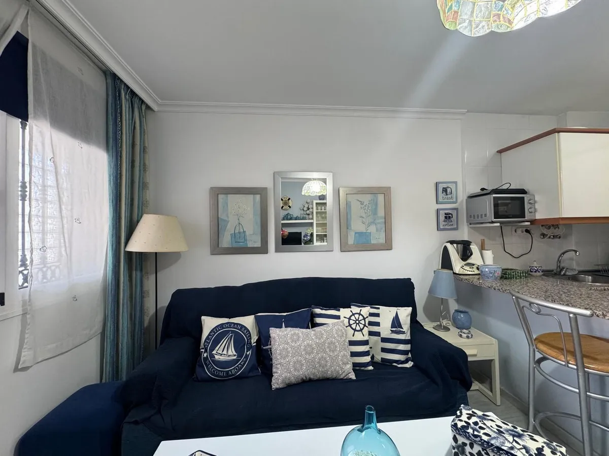 f5aba724-ae5e-43f7-98f9-2045f9fd3b56