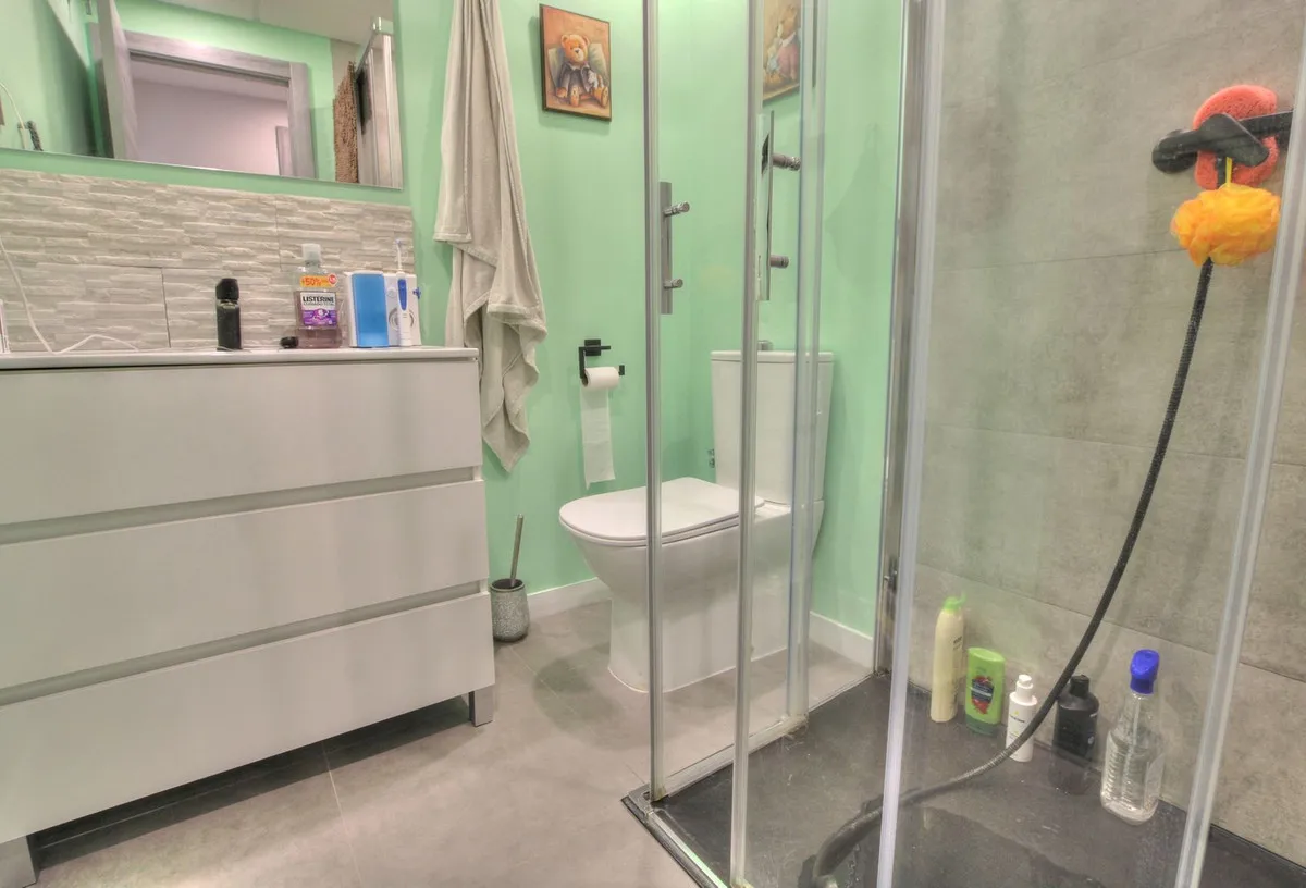 f2309dfc-8cbe-4697-89bb-4b9b934215eb