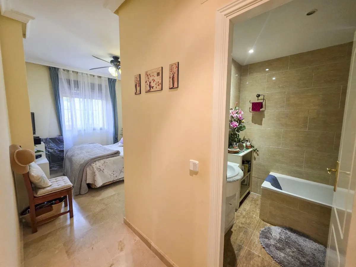 0fc53a44-9a88-4922-acaf-dedac1d0ad3f