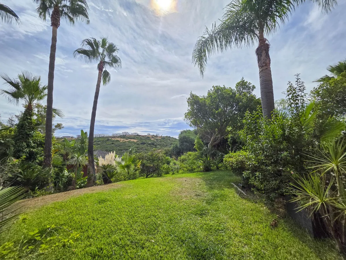 cb4225ad-22cd-4df2-bf67-c05fa3fe7b77