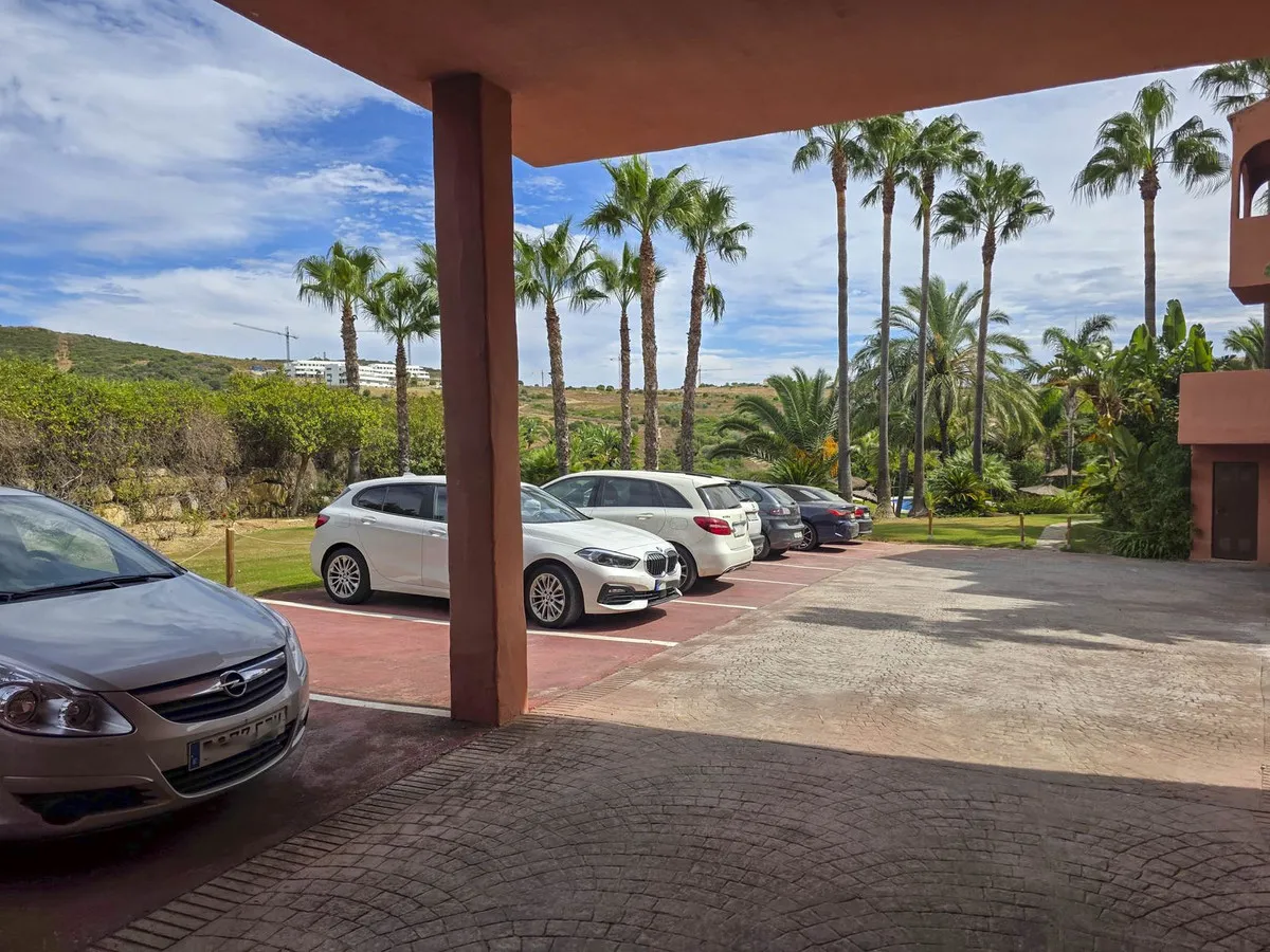 ecd05030-d3ae-43f3-979c-6c1a1ad5f93f