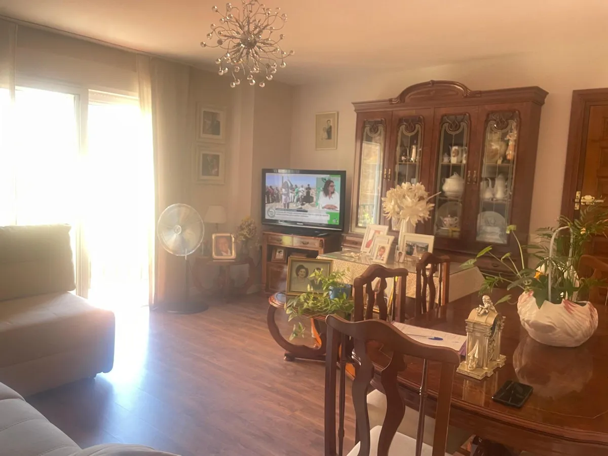 a3bdb898-d9c0-4eea-b7e7-3219a5bcf34c