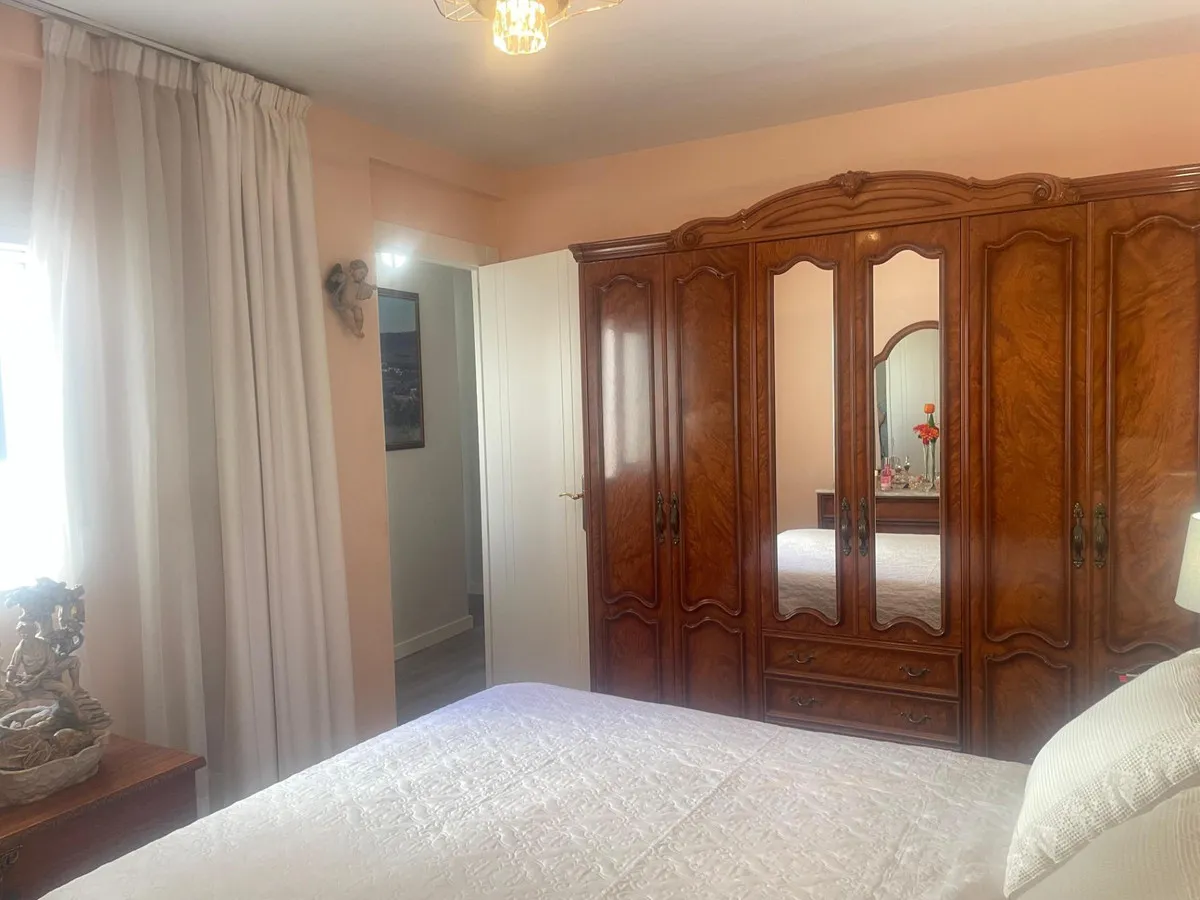 ca974043-a0d7-4e3b-94f1-9b3dbf4c7027