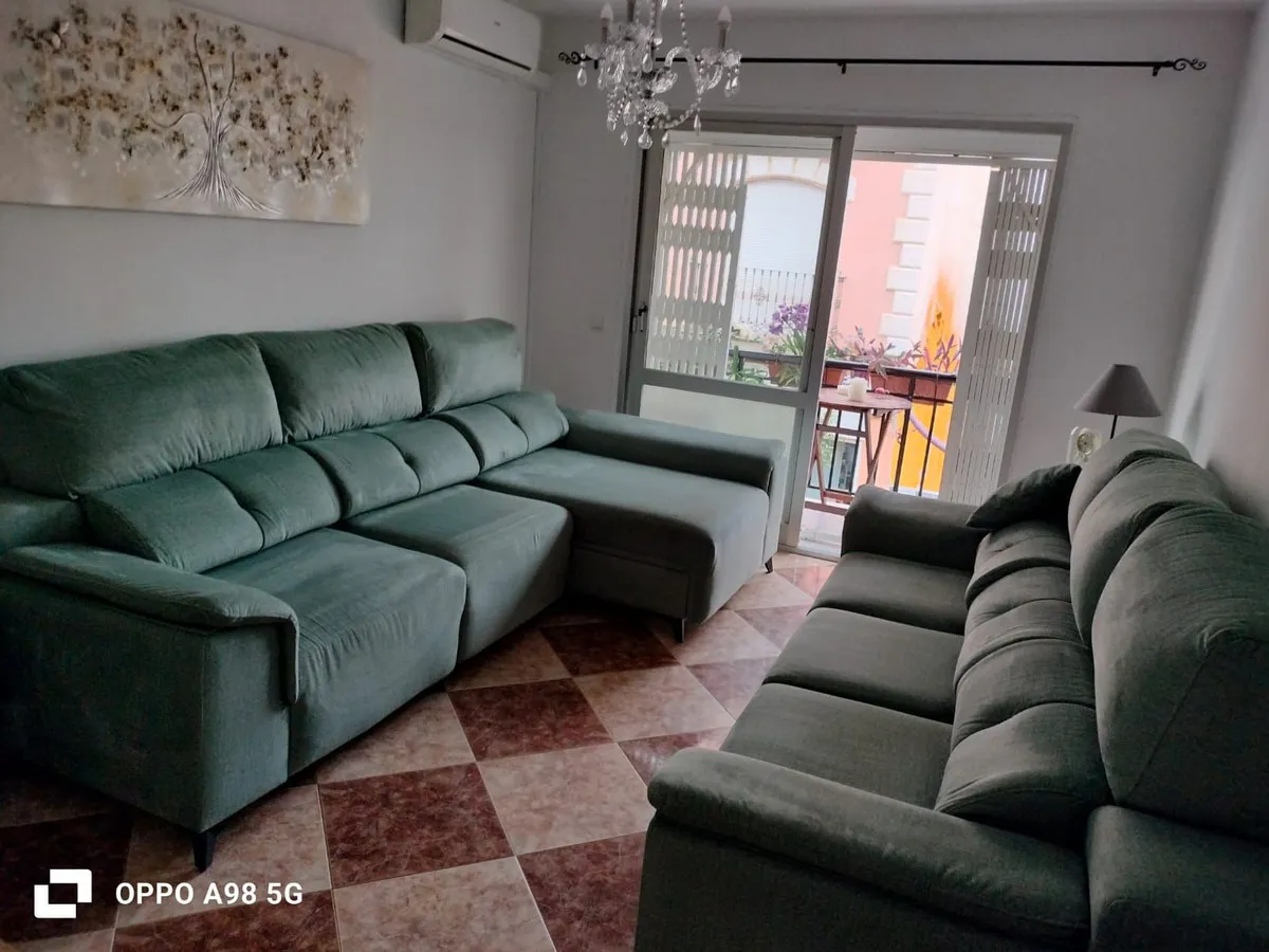 a7fb021b-736d-40ef-85d1-6c259a710c39