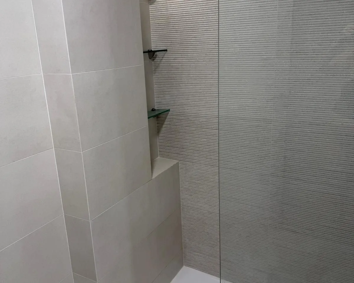 b5c56c40-017a-40ca-92c4-4850fce99b17