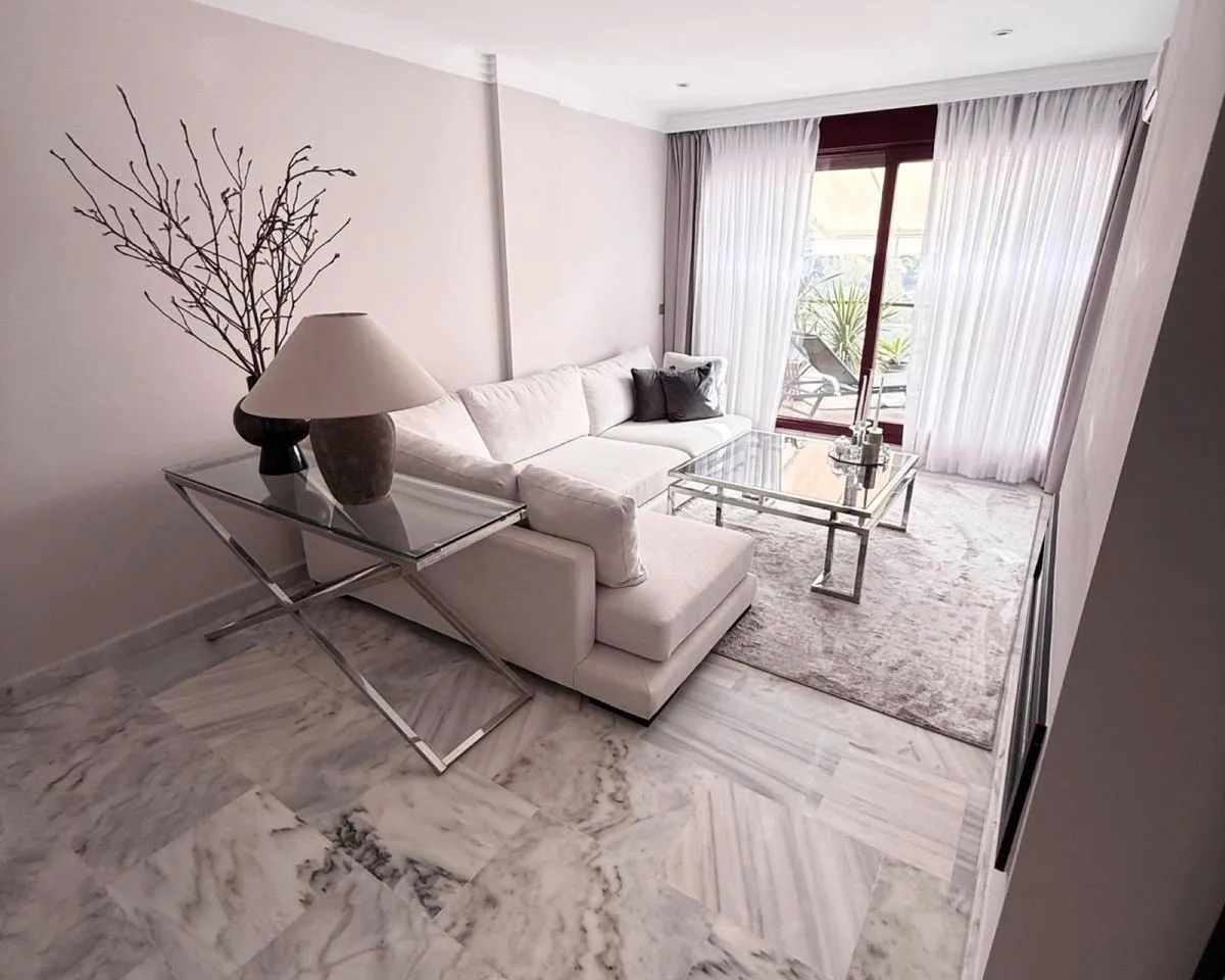 fcfcb447-bc07-490a-8eba-4b5952ddb1a1