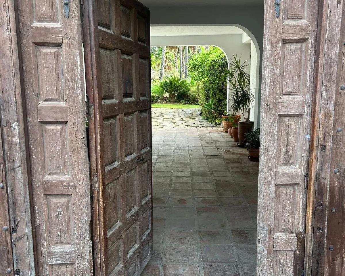 1b335c39-5938-46b8-beeb-83ecd0e25663