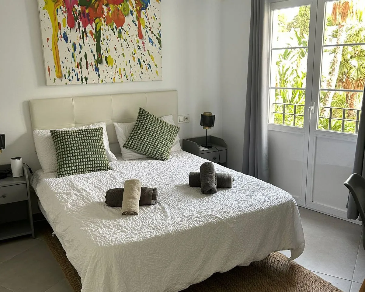 a72a2a5f-d34a-41dc-8265-0c9a9b0b43f0