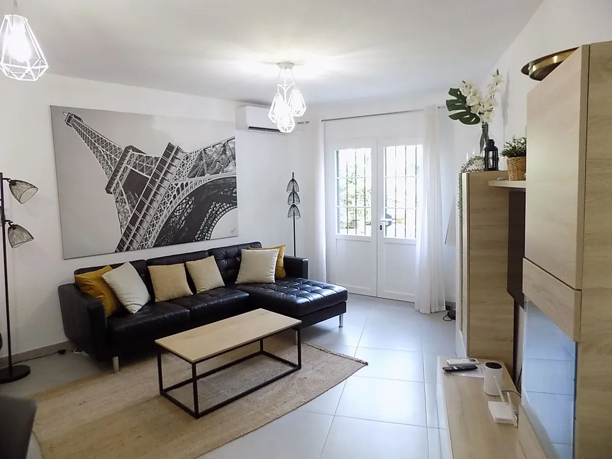 c3caa482-2e40-4fb1-b379-5a319505a329