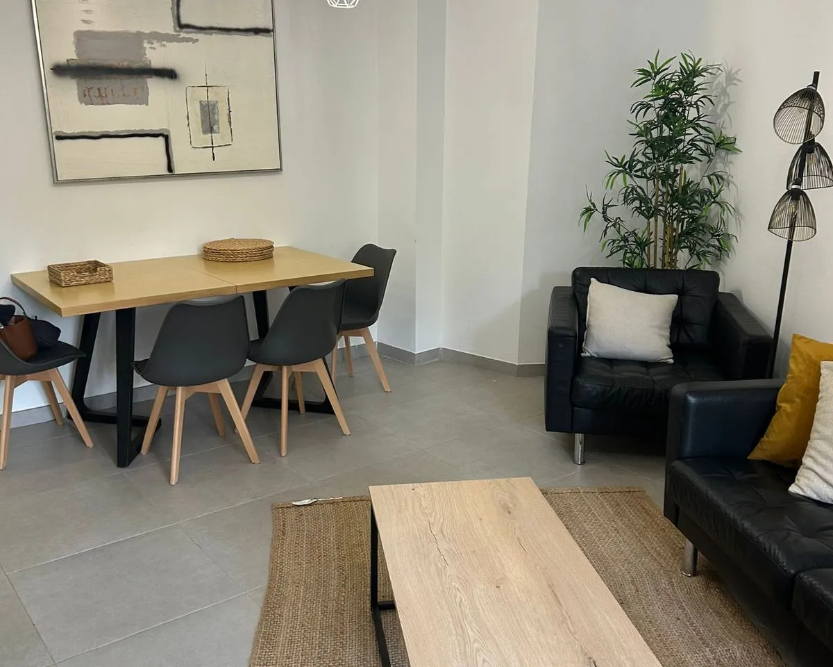 e06d16bd-72f4-45e0-9121-f050b181889d