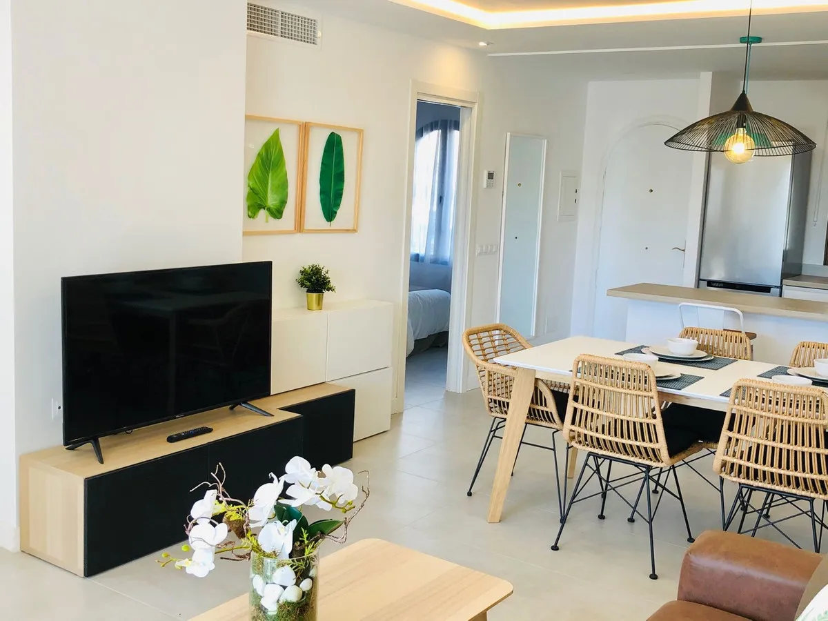 b90f104e-0269-4ca5-9f78-7bb86381d727