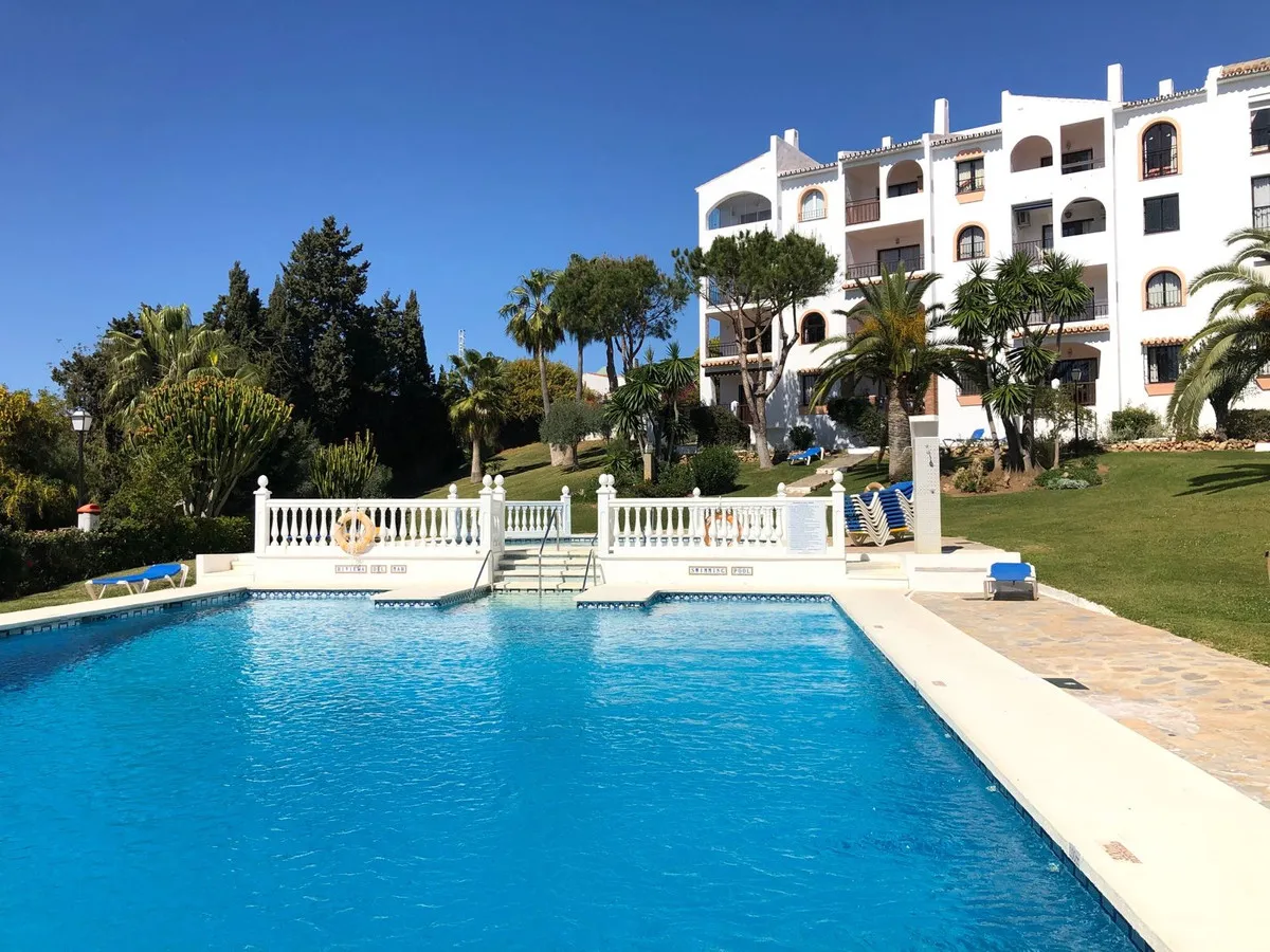 bb830b08-bbf9-499d-a2ec-d9214b0c087c