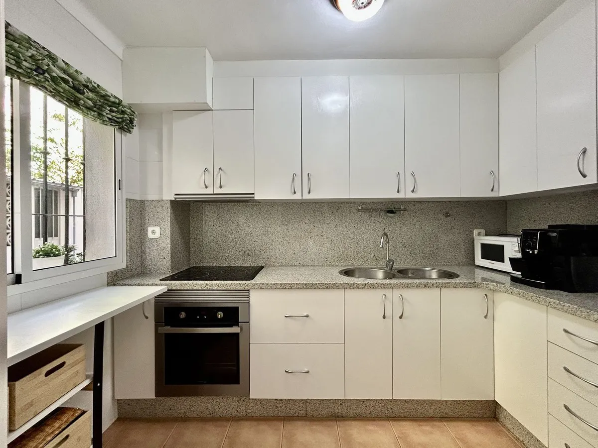 a23af343-2644-4182-855e-f327826bc078