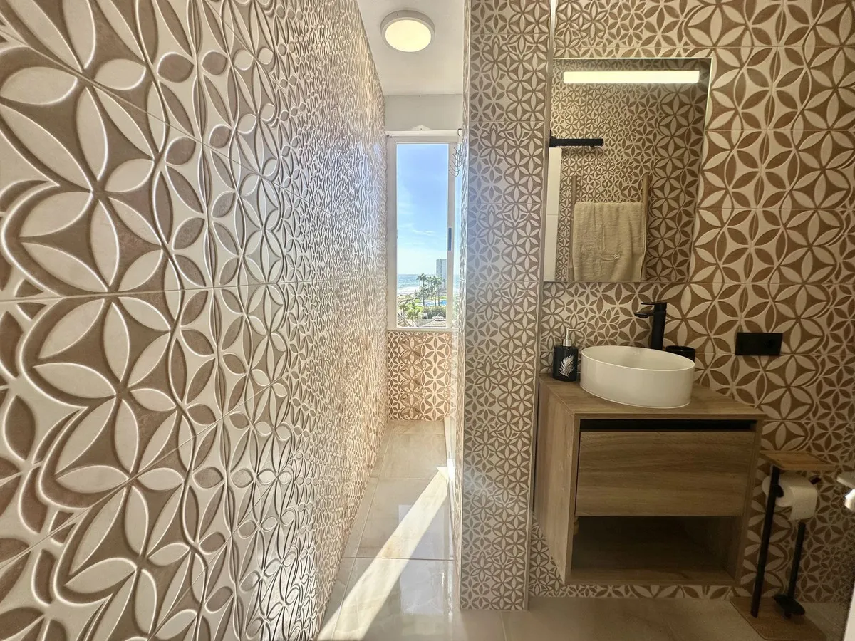 1333b834-8789-4d44-8cb1-27bc482660af