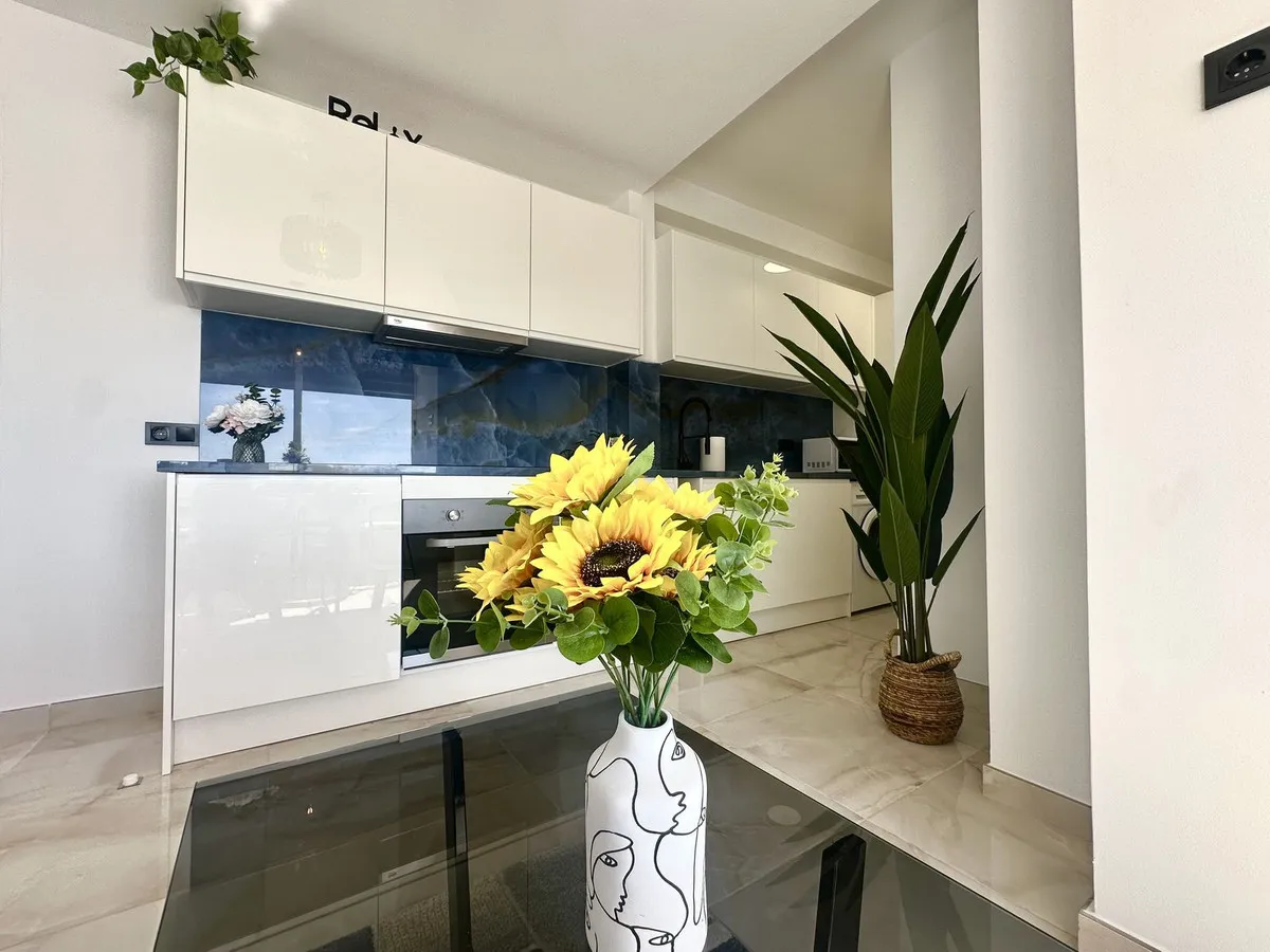 3c45cdb8-f728-40ca-bfd6-00daf101c7dd