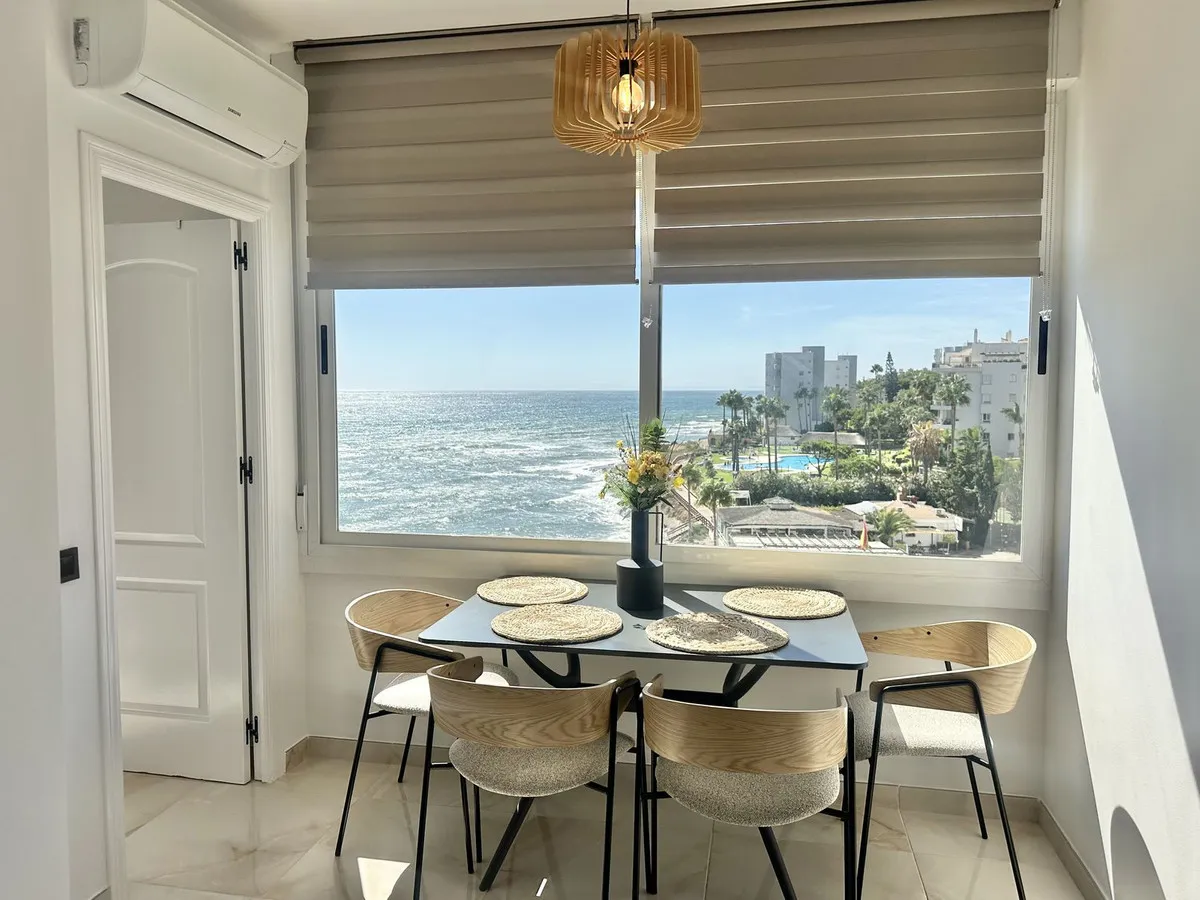 8476dbe3-e271-4b3b-8d1c-b9a5a7b2ace5