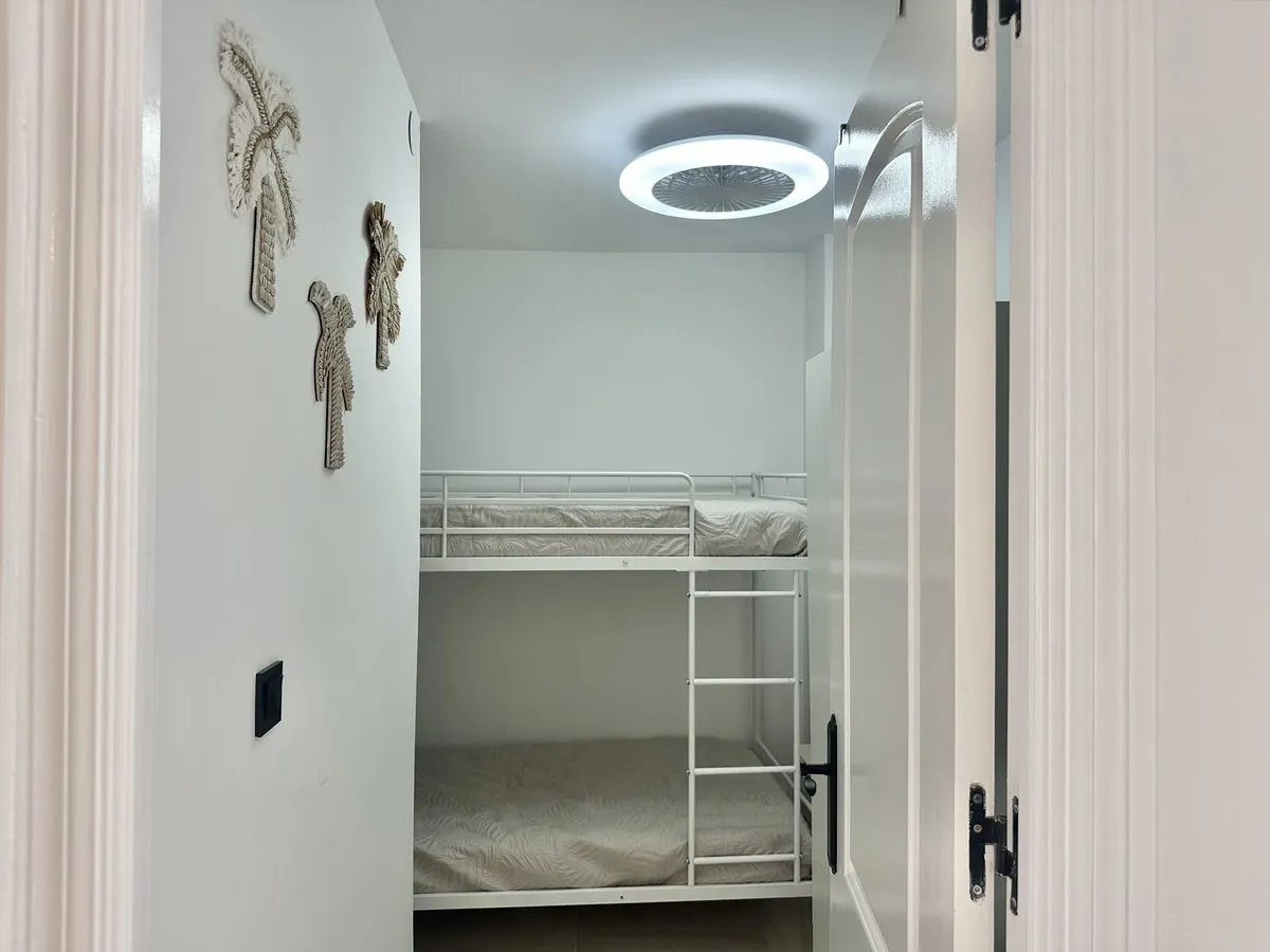 da1e3ab3-205e-4c01-953d-1b6aceb27fad