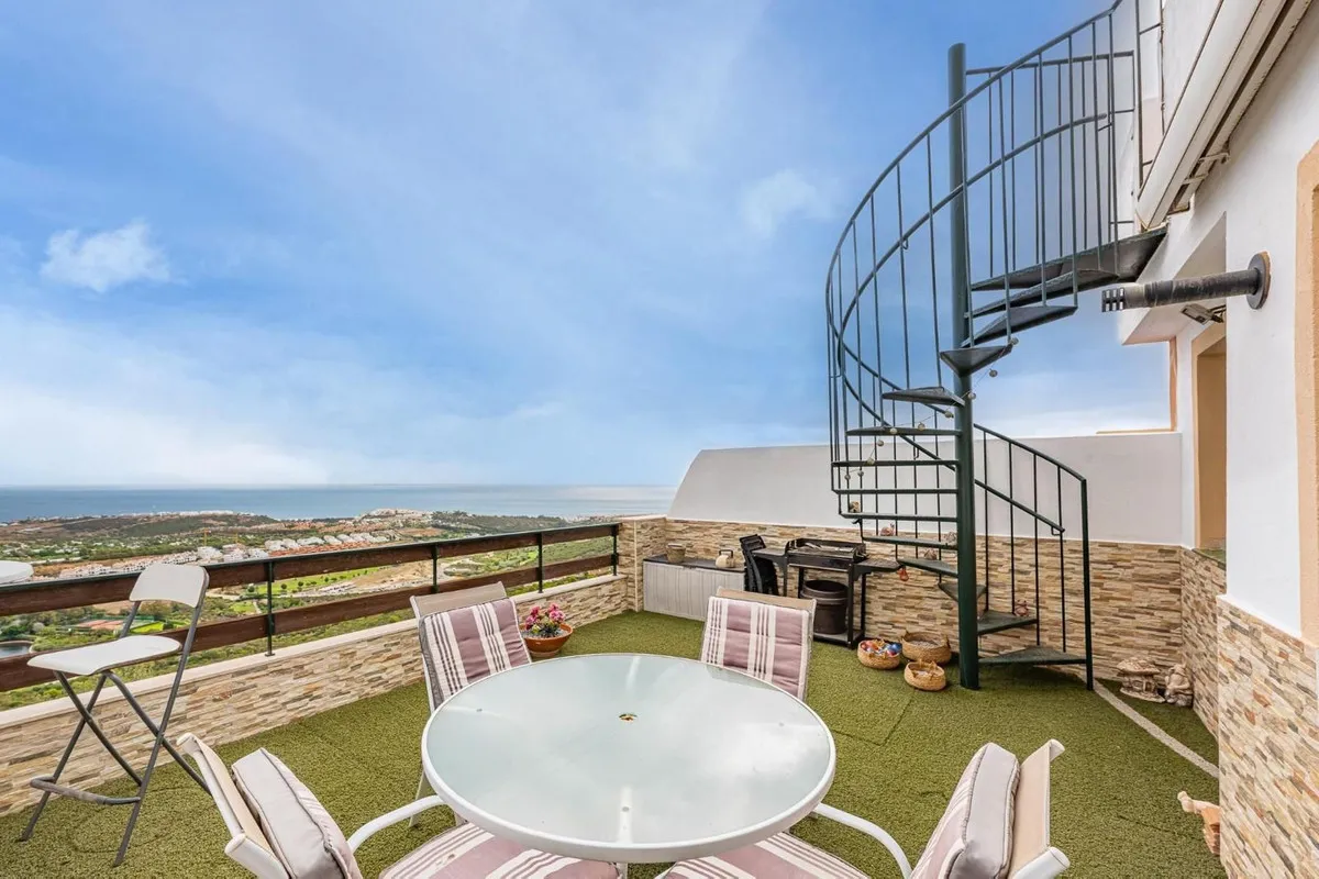 1d5af723-ff72-4087-8863-7b189866c092