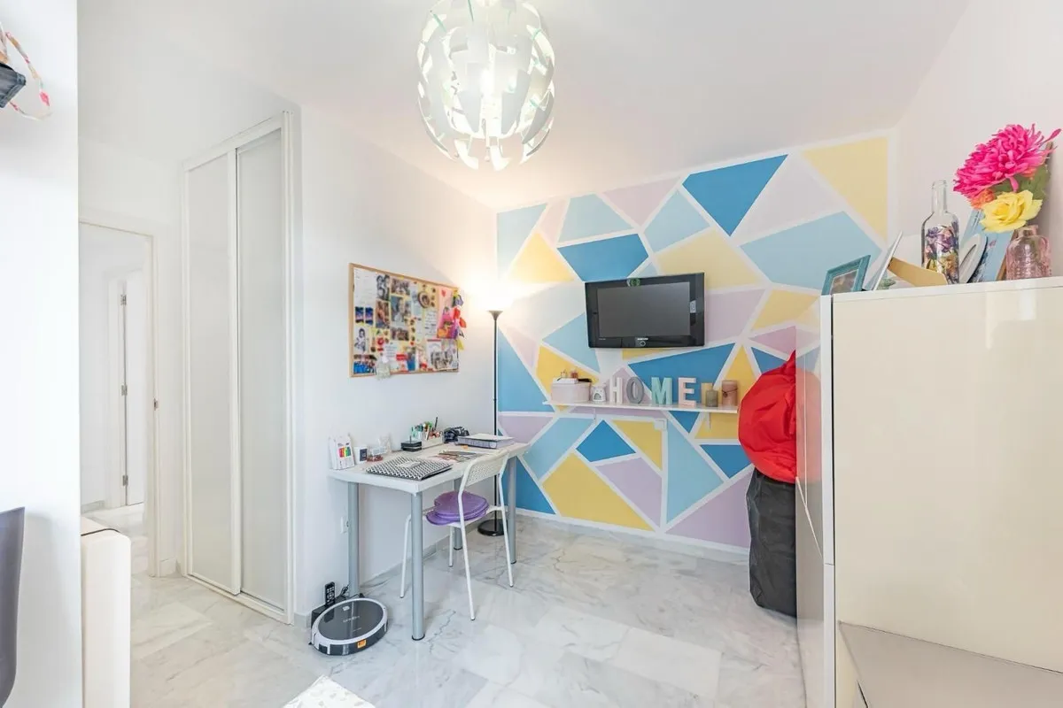 2f428a57-7e23-4bf9-8cea-78d60c0f267e