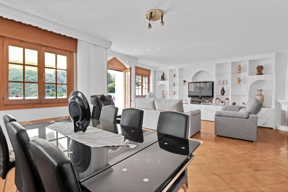 7685f779-6dc0-47c3-aa28-b880ac53971b