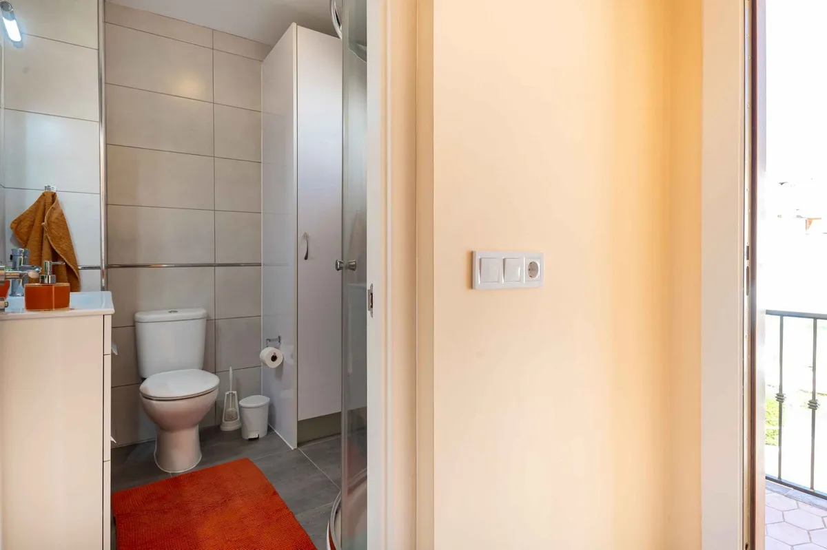 78e75654-b990-4a95-91a1-b4d3b92fa43f