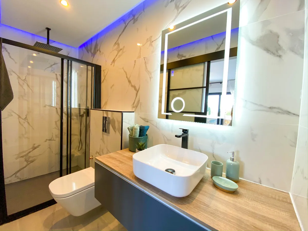 4eebf262-eb12-4acc-bdbe-9f8727324244