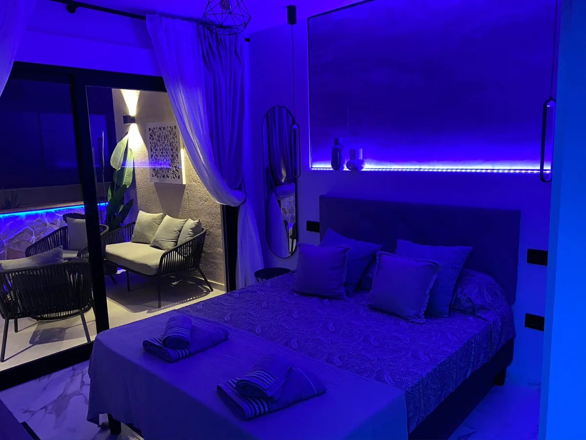 e5a5f4e3-455d-4f44-a1a0-3dd5a29f0c1c