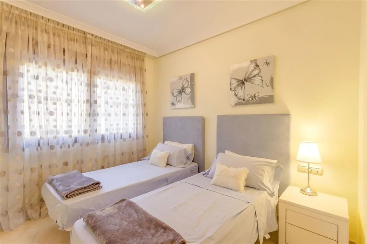 2af6d332-aa2b-4d08-9cdd-a18190ee6a82