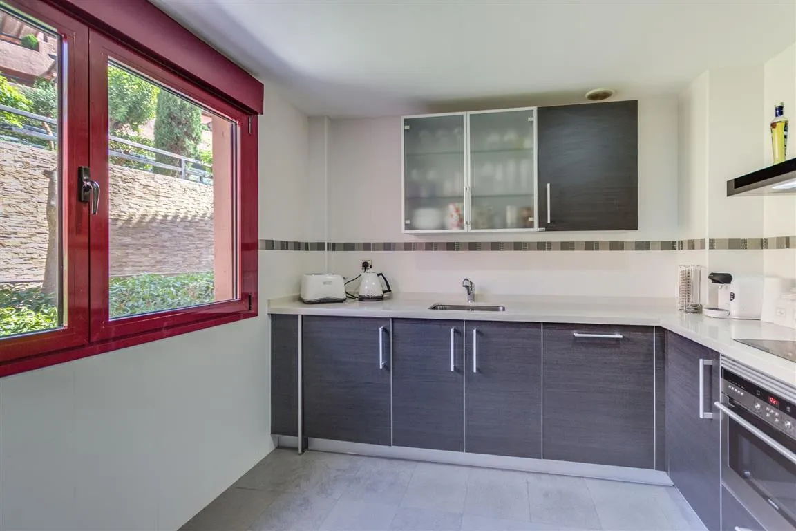 78e73176-c54e-4b41-92d4-dcd7767002ec