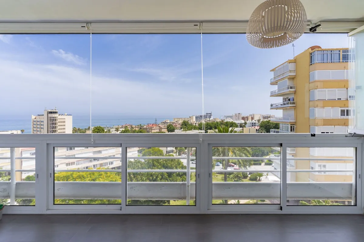 33c1b2d8-f5bd-46ae-a981-4a9bb00d1417