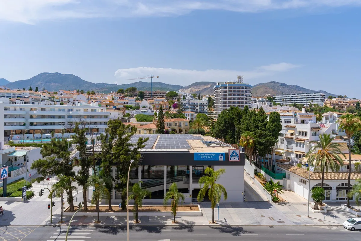 a9c842de-7441-4f1f-b157-52cf48cbc884