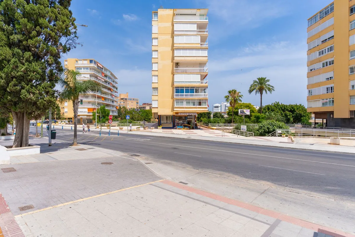 b3709151-167e-4277-902a-aa227a2ab546