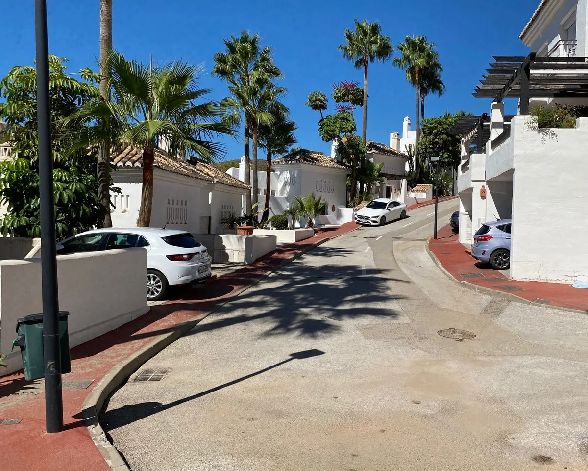 539839db-70f8-4a81-8fee-e4552a7aa7fe