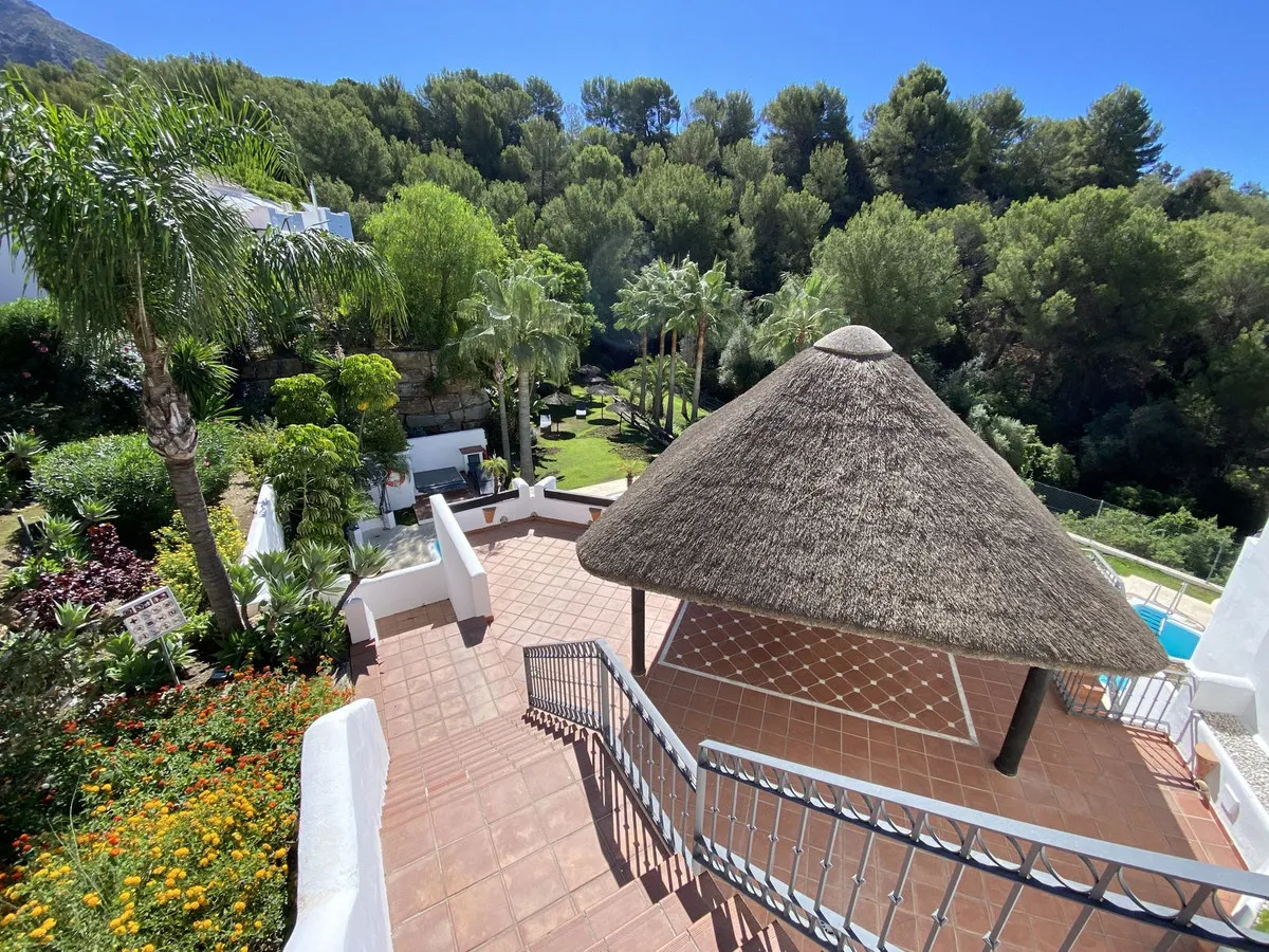 6e33177c-489d-461d-b2d0-aedec81fde6e