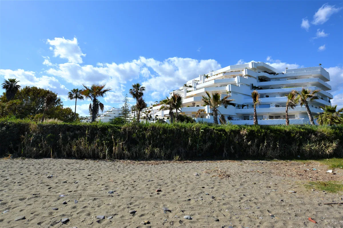 015d56c0-4ccf-45e8-a448-9a8c92a12165